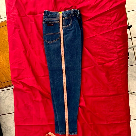 Vintage Jordache Pleated Jeans size 7, 28” inseam tapered leg, high waist - Picture 8 of 12